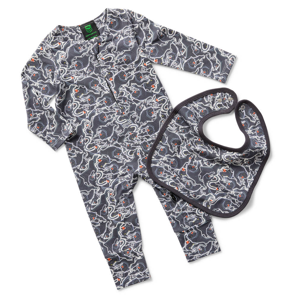 Pan Infant LS Romper & Bib Set