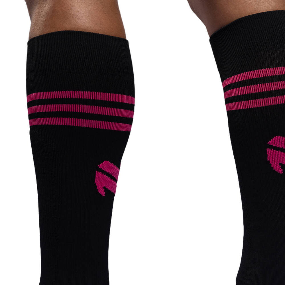26 Pan Mens Away Socks